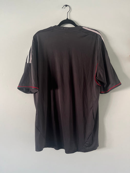 Adidas 2011/2012 Liverpool Away