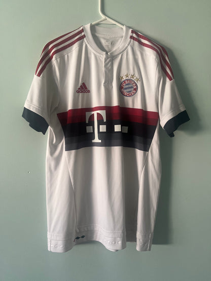 Adidas 2015/2016 Bayern Away