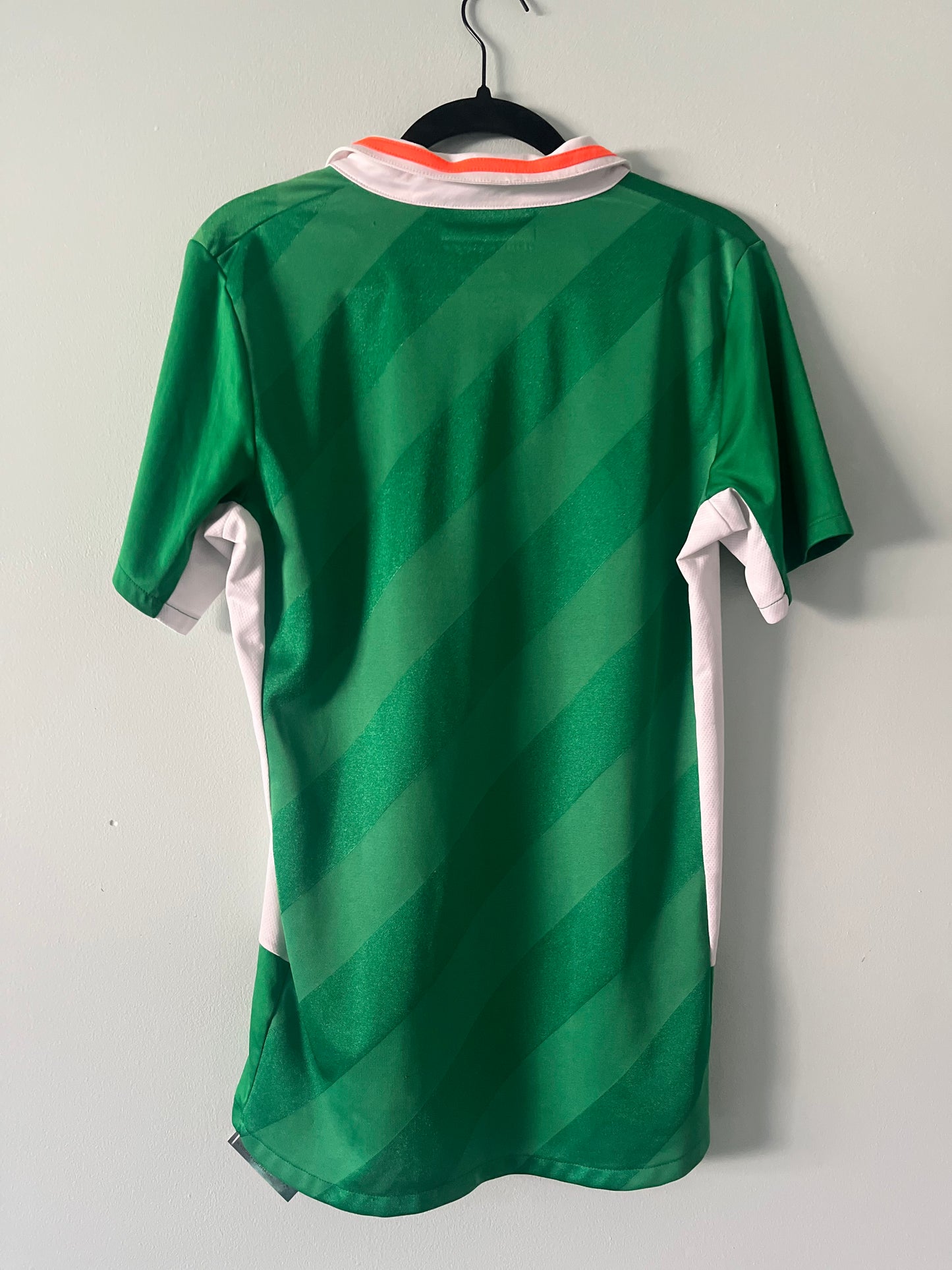 Umbro 2016/2017 Ireland Home